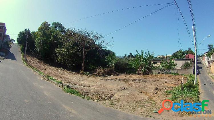 Terreno com 2.160m² de área à Venda no Bairro Santa