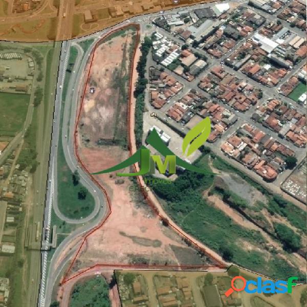 Área à venda em Atibaia com 45.000 m²