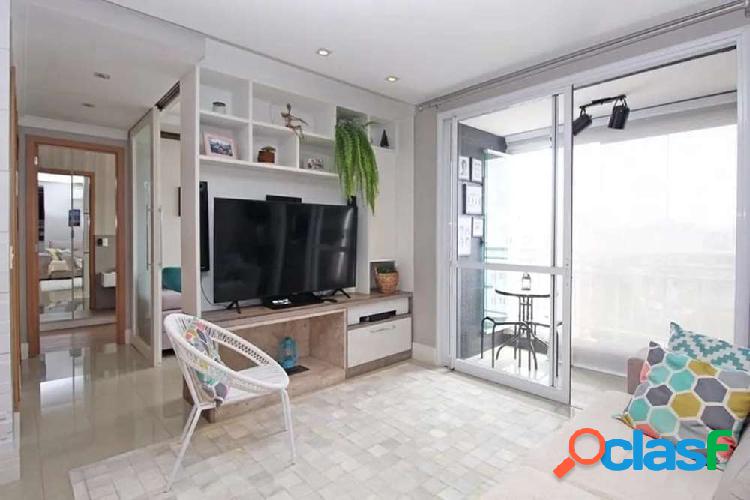 Apartamento com 3 quartos, 74m², à venda em Porto Alegre,