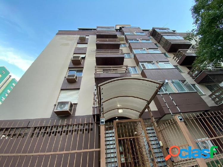 Apartamento com 3 quartos, 78,13m², à venda em Porto