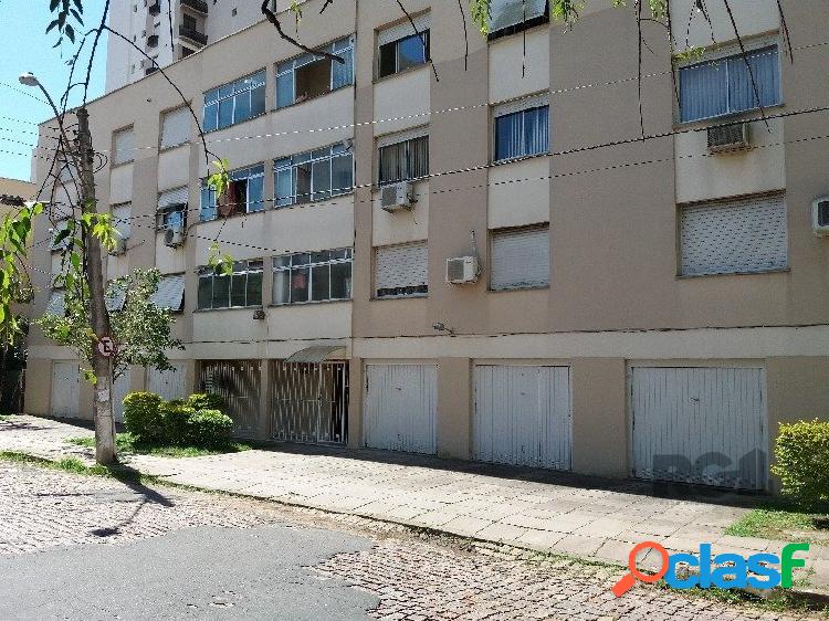 Apartamento com 3 quartos, 78m², à venda em Porto Alegre,