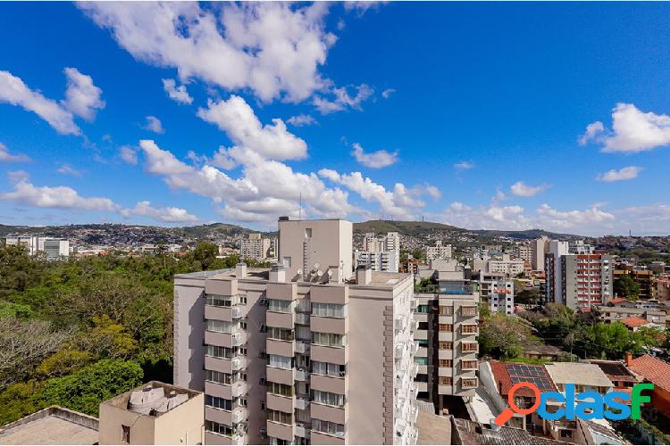 Apartamento com 3 quartos, 91m², à venda em Porto Alegre,