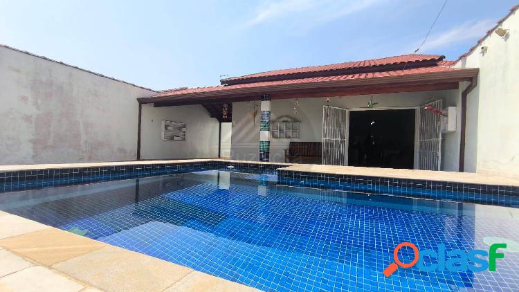 Casa lote inteiro com piscina á venda em Itanhaém/SP -