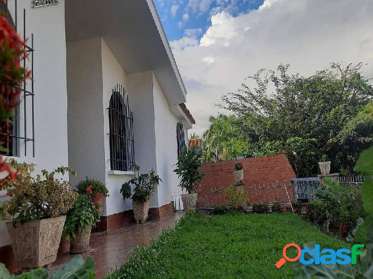 En Venta Casa En Terrazas De Los Nísperos, Zona Norte de