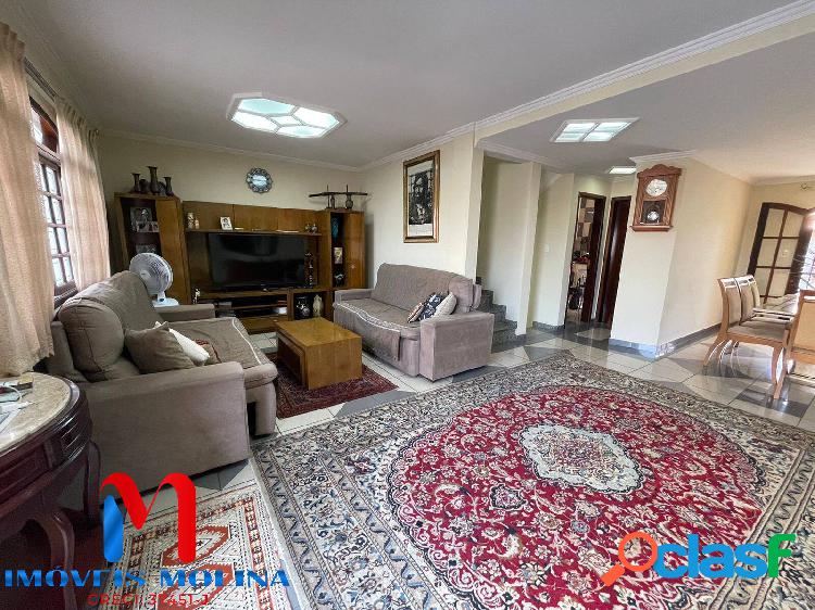 Linda Casa à venda com 3 suítes 4 vagas - Bairro Osvaldo