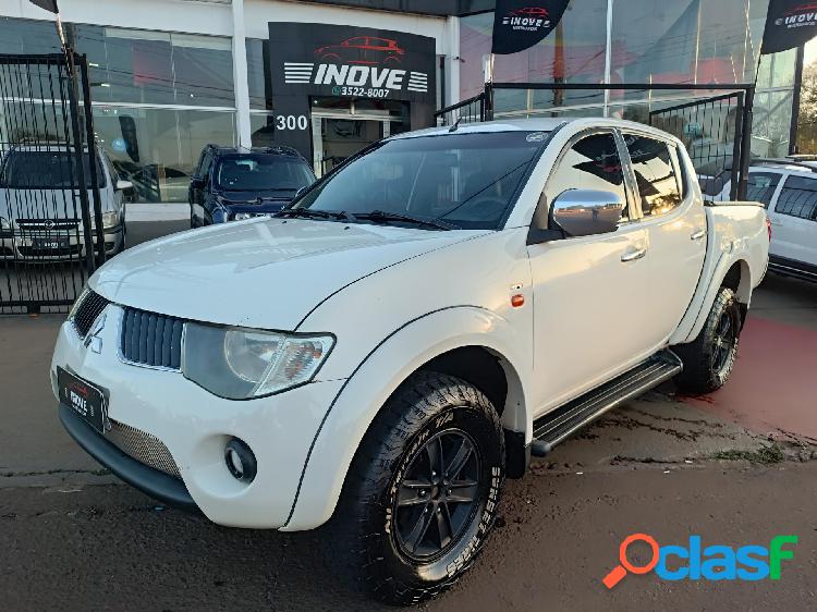 MITSUBISHI L200 TRITON HPE 3.2 CD TB INT.DIESEL AUT BRANCO