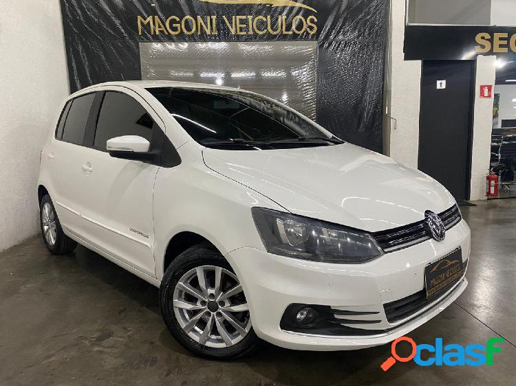 VOLKSWAGEN FOX COMFORTLINE 1.6 FLEX 8V 5P BRANCO 2015 1.6