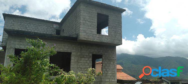 Vendo Casa en El Mirador La Entrada Naguanagua