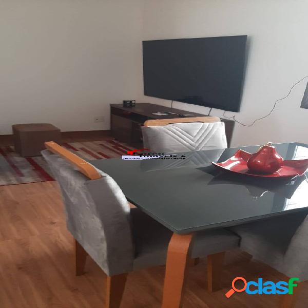 Apartamento 2 dormitórios de Frente com dependência de