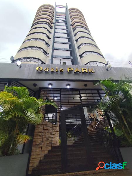 Apartamento actualizado con planta electrica total en Res
