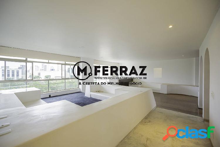 Apartamento espetacular de 235m² com vista livre para o