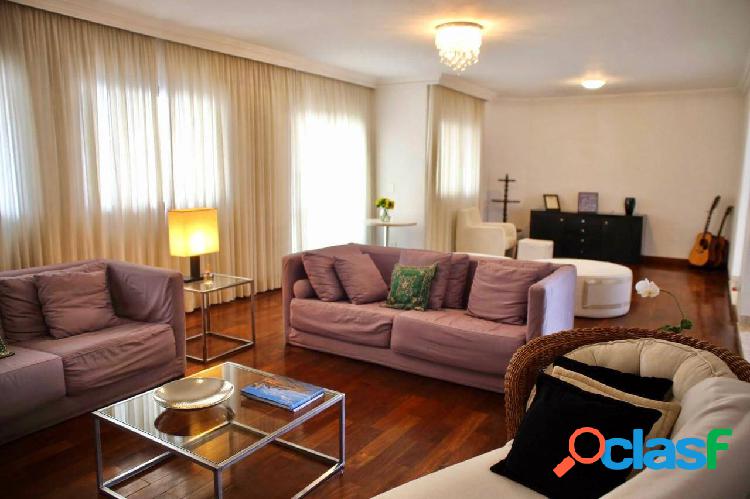 Apartamento à venda com 186m², 3 quartos e 2 vagas no
