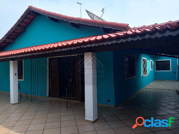 CASA COM EDICULA NOS FUNDOS Á VENDA EM ITANHAÉM-