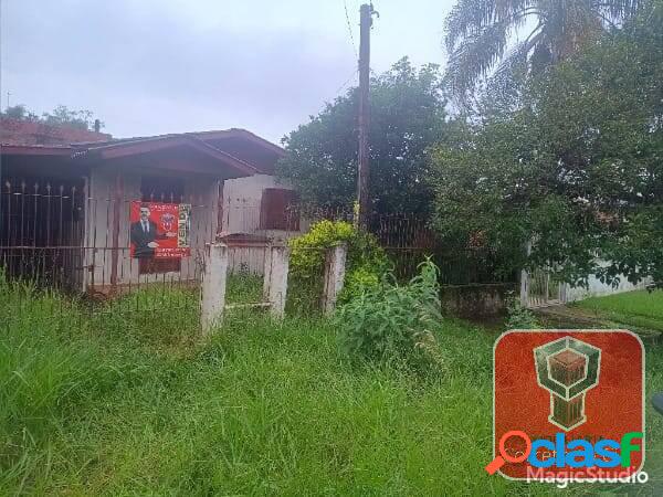 ✅ CASA DE MADEIRA EM ÓTIMA LOCALIZAÇÃO ✅