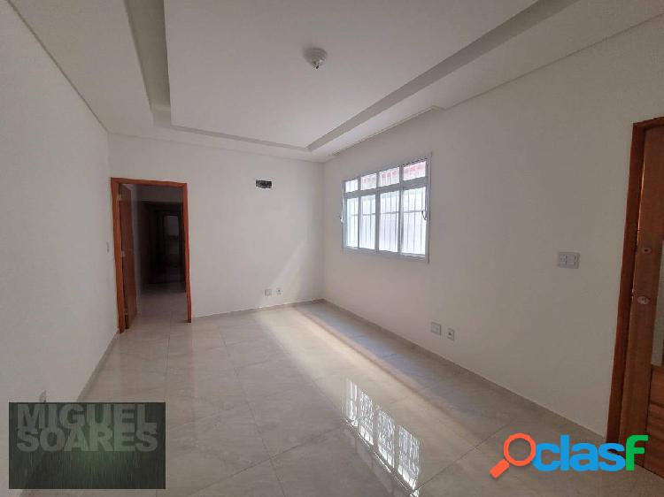 CASA SOBREPOSTA BAIXA NO EMBARÉ - Santos-SP