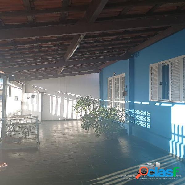 Casa com Ótima Localização - Vila Antônio Augusto