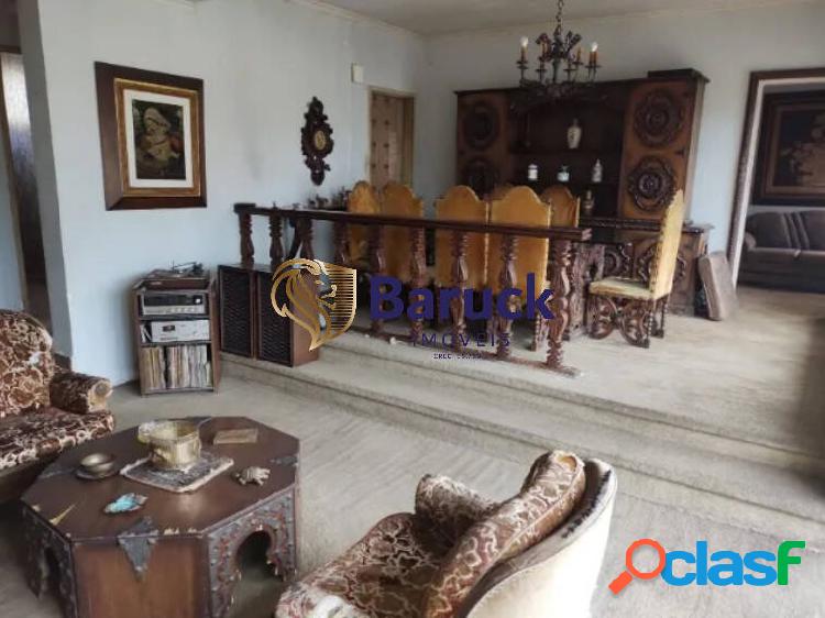 Casa no Jabaquara com 420m²