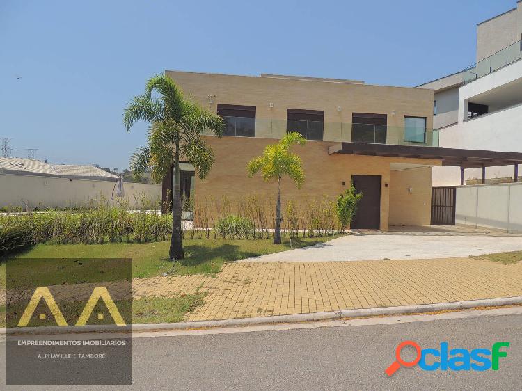 EXCELENTE CASA ALPHAVILLE, 4 SUÍTES, AR CONDICIONADO, MUITA