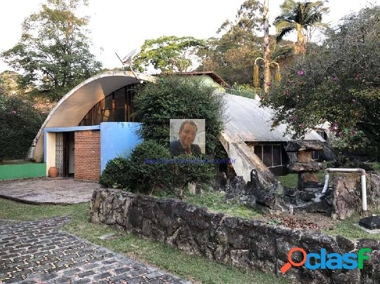 IMÓVEL Oportunidade Única: Um Ícone da Arquitetura