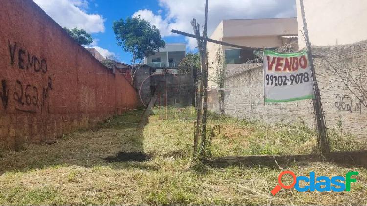 Lote Plano à Venda - Bairro Guarujá
