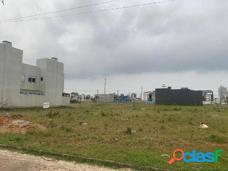 Lote, à venda em Torres