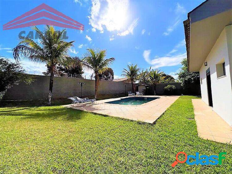 PORTAL DA COLINA - AT 1.000m² - AC 400m² - 4 DORMS. - 5