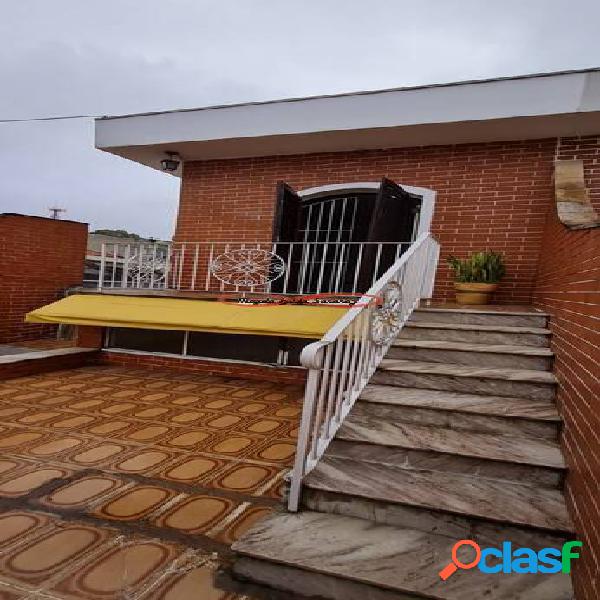 SOBRADO DE FINO ACABAMENTO A VENDA NO JARDIM VILA FORMOSA