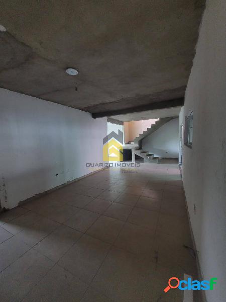 Sobrado à Locação 2 Quartos 3 Vagas - Assunção - São