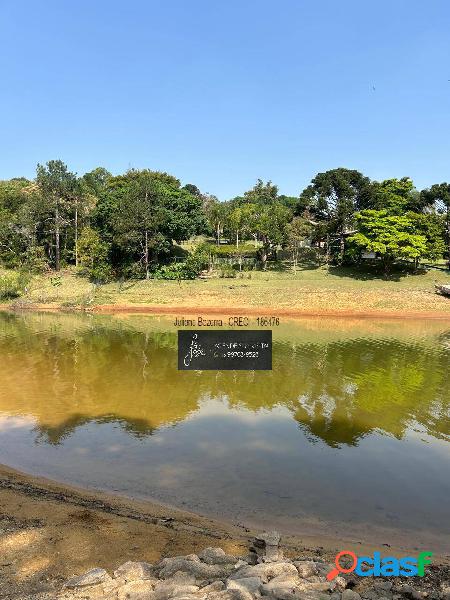 Terreno com 13.600 Mts totalmente regulariza pé na agua em