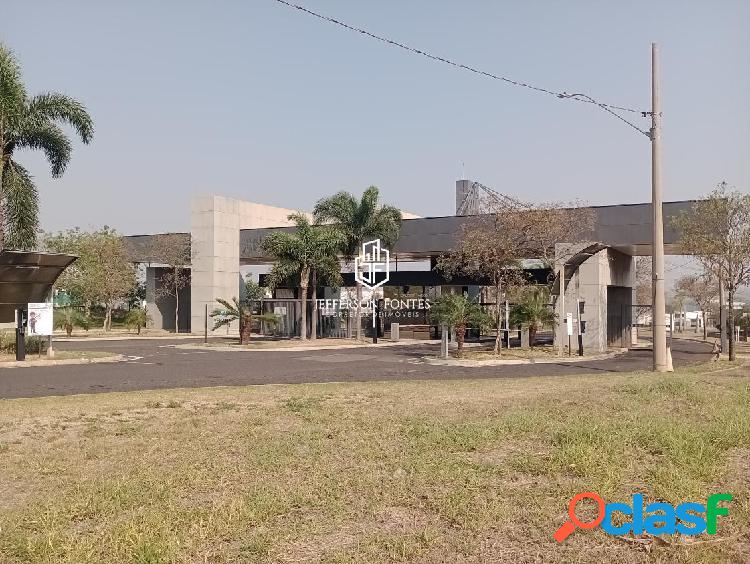 Terreno de Condomínio, Residencial em condomínio para