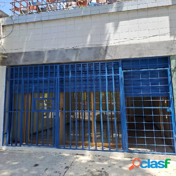 local comercial en venta en Los Colorados. Edificio Don