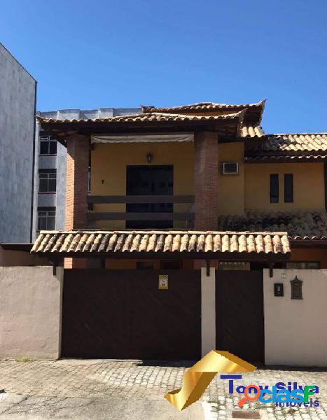 Ótima casa duplex Independente para Ponto Comercial em Cabo