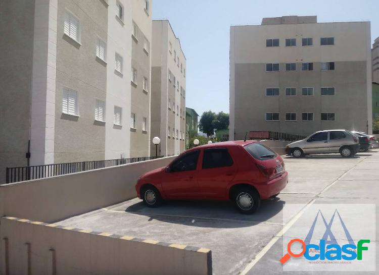 Apartamento com 3 dormitórios em Cezar de Souza