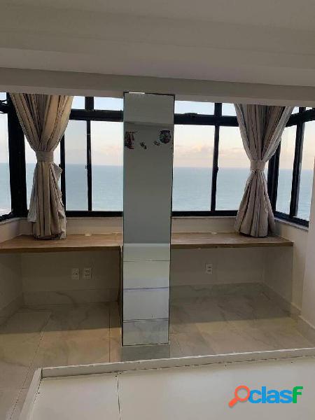 Apartamento reformado com vista ao mar da Praia dos Artistas