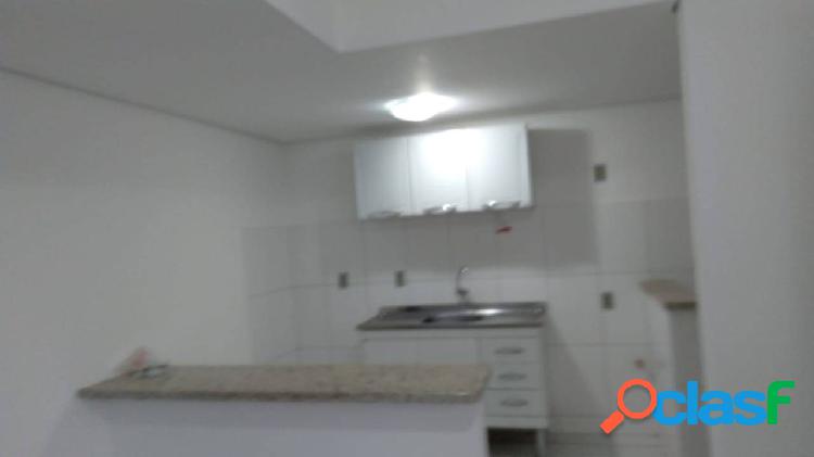 Apartamento/kitnet, 1 dormitório, Jd. Colonial, próximo da