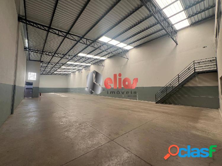 Barração Comercial para Aluguel com 560 m² no Jardim