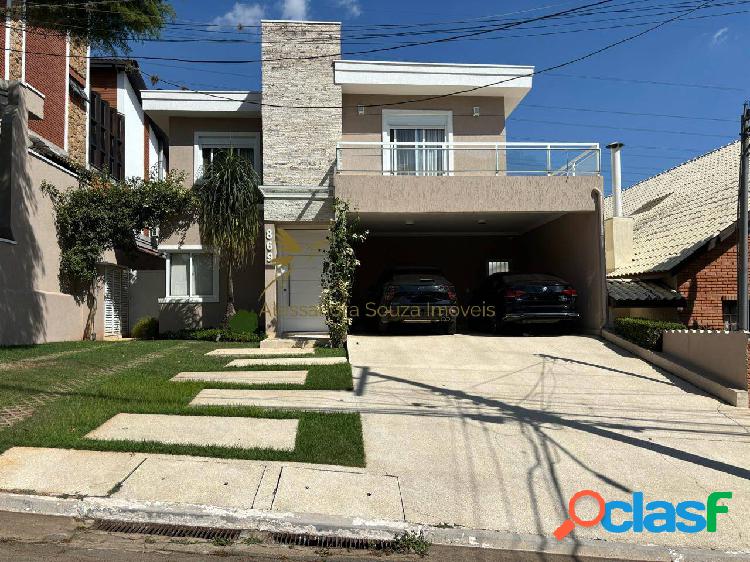 Casa a Venda 290m² | 4 Suítes, Quintal e Cozinha Grande |