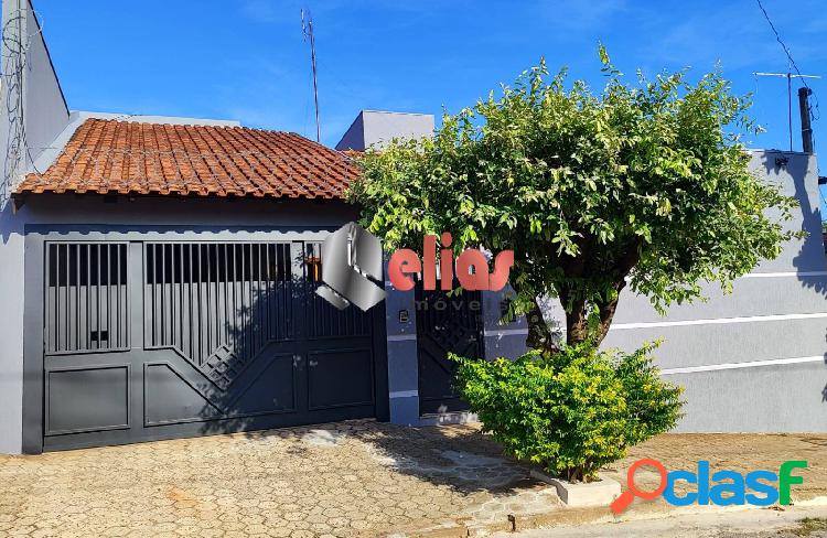 Casa com 2 quartos, 108m² na Vila Industrial à venda por