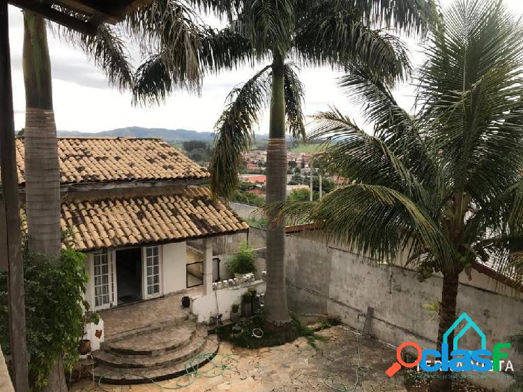 Casa com 3 quartos, 450m², à venda em Taubaté, Loteamento