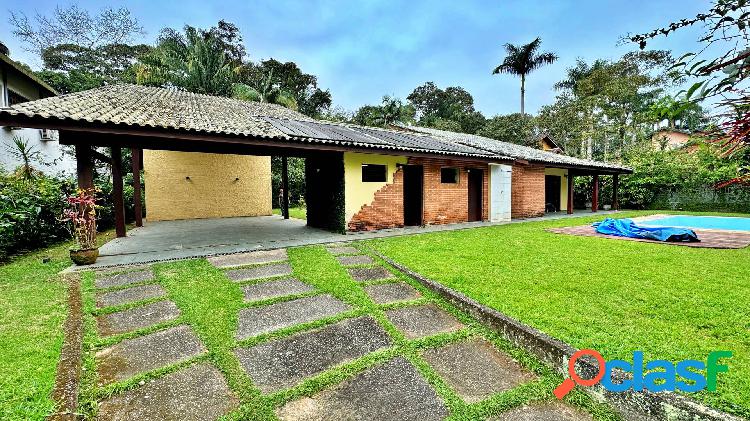 Casa com 5 dormitórios à venda, 489 m² por R$