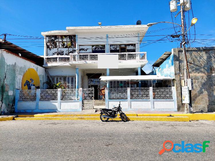 EXCELENTE LOCAL COMERCIAL EN VENTA EN EL CENTRO DE PUERTO