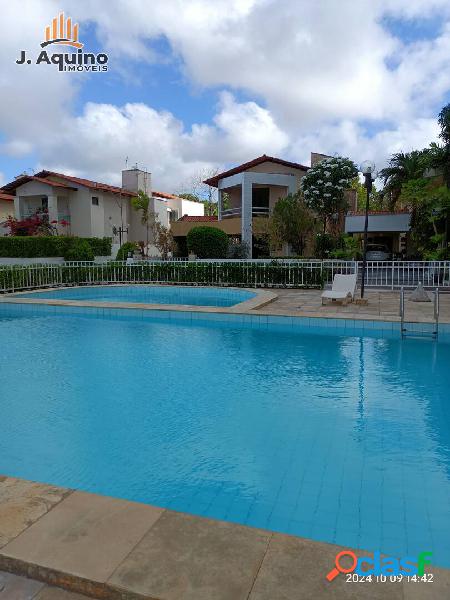 Excelente casa em condomínio fechado no Edson Queiroz