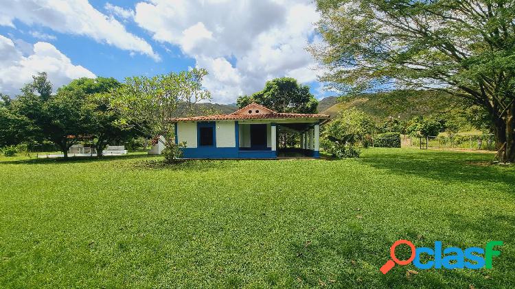 Hermosa parcela ubicada en Aguirre, Montalbán, fincas Campo