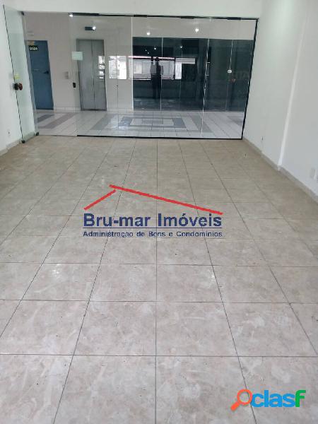 Loja Comercial de Frente A Venda com 80m² Aparecida