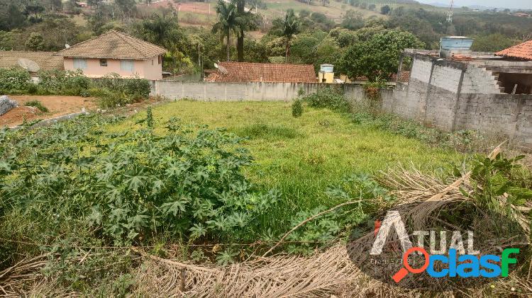 TERRENO EM PIRACAIA BEM LOCALIZADO OPORTUNIDADE