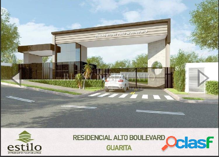 Terreno em Condomínio Clube, em Localização Privilegiada
